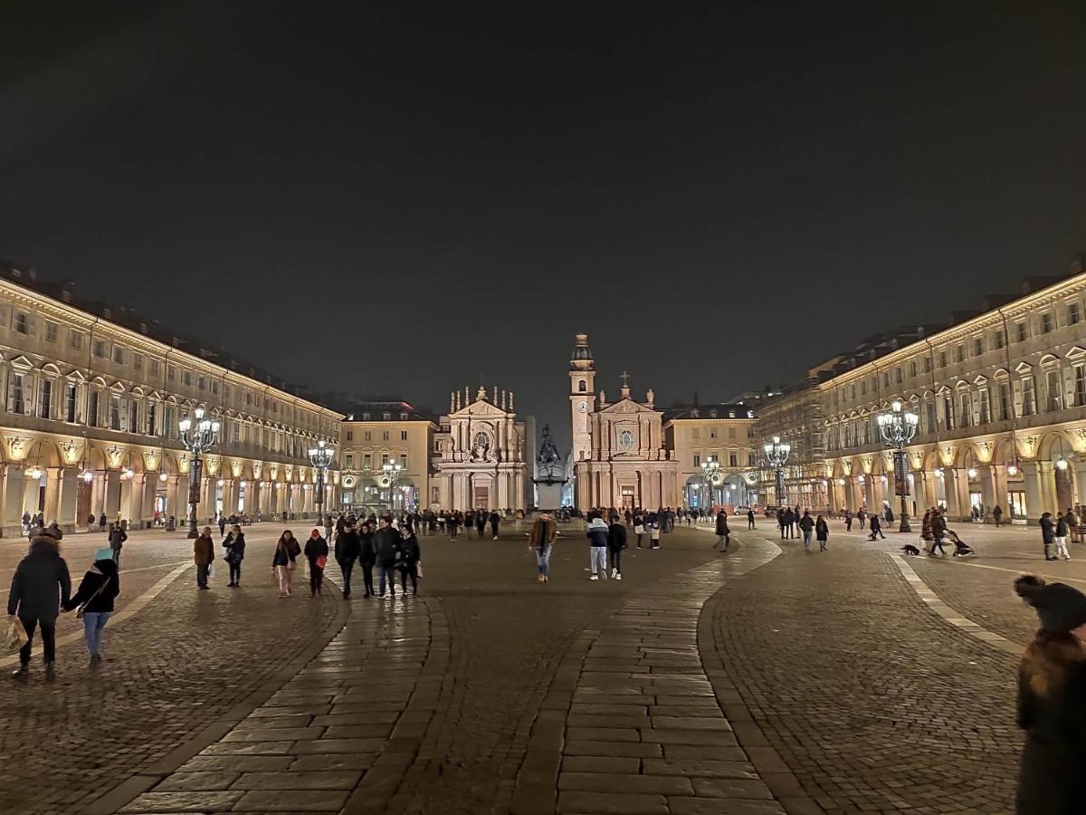 Domus Nova - Una Finestra Sui Tetti Turin Ngoại thất bức ảnh